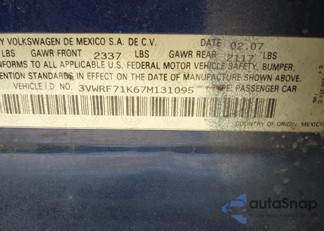2007 Volkswagen Jetta 2.5 z USA, uszkodzony, nr VIN 3VWRF71K67M131095